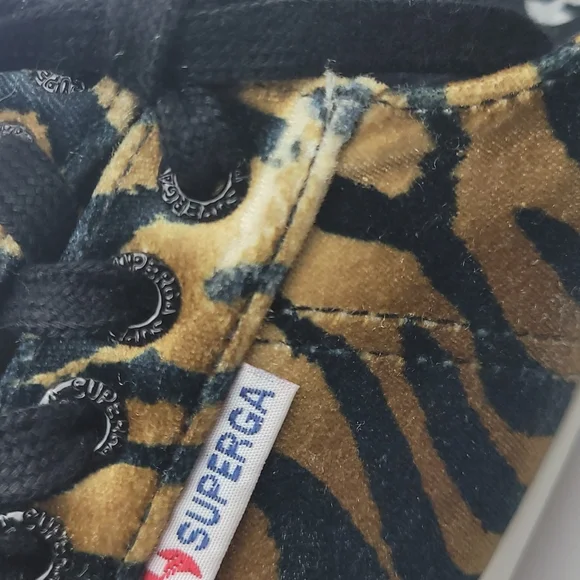 Superga 2750 Fanvelw Velvet Cognac Zebra Animal Print Sneakers Lace Up Size 8 - Picture 8 of 13